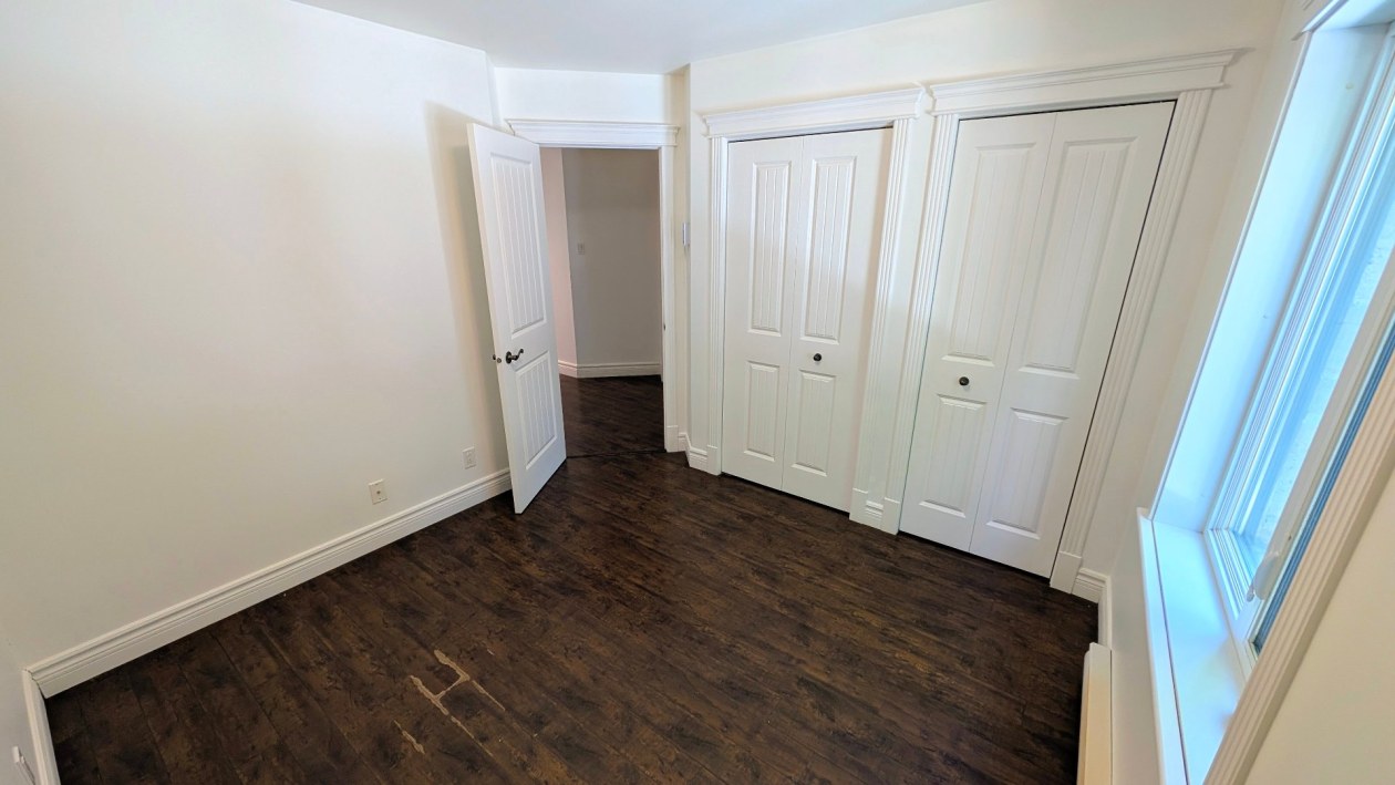 Chambre à coucher — 1187, Boul. du Loiret, Québec (Charlesbourg ), G2L0B1, Québec (Charlesbourg )
