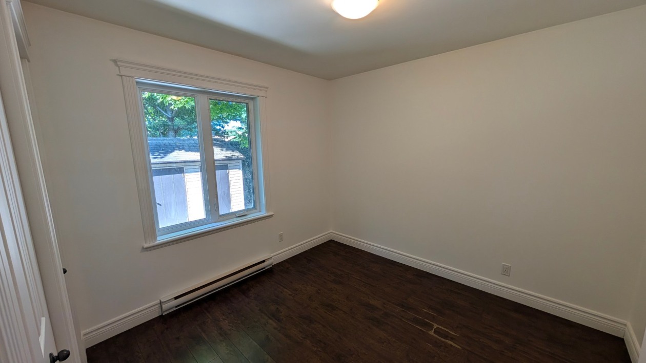 Chambre à coucher — 1187, Boul. du Loiret, Québec (Charlesbourg ), G2L0B1, Québec (Charlesbourg )