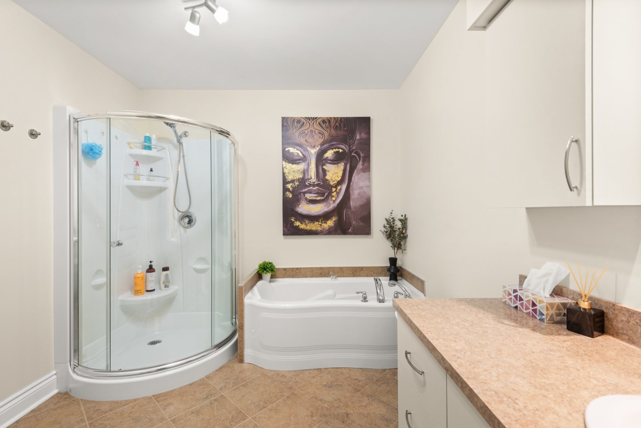 Salle de bains — 95, Rue des Manoirs, 103, Charlemagne, J5K5H4, Charlemagne