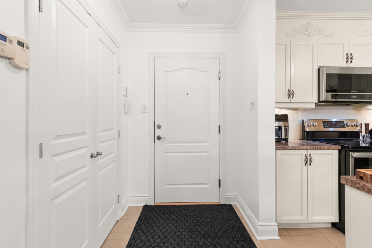 Hall d'entrée — 95, Rue des Manoirs, 103, Charlemagne, J5K5H4, Charlemagne