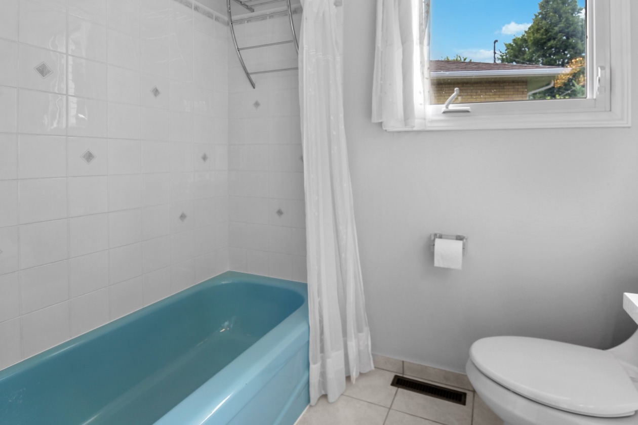 Salle de bains — 875, Rue Murdock, Saguenay (Chicoutimi), G7H3Z8, Saguenay (Chicoutimi)