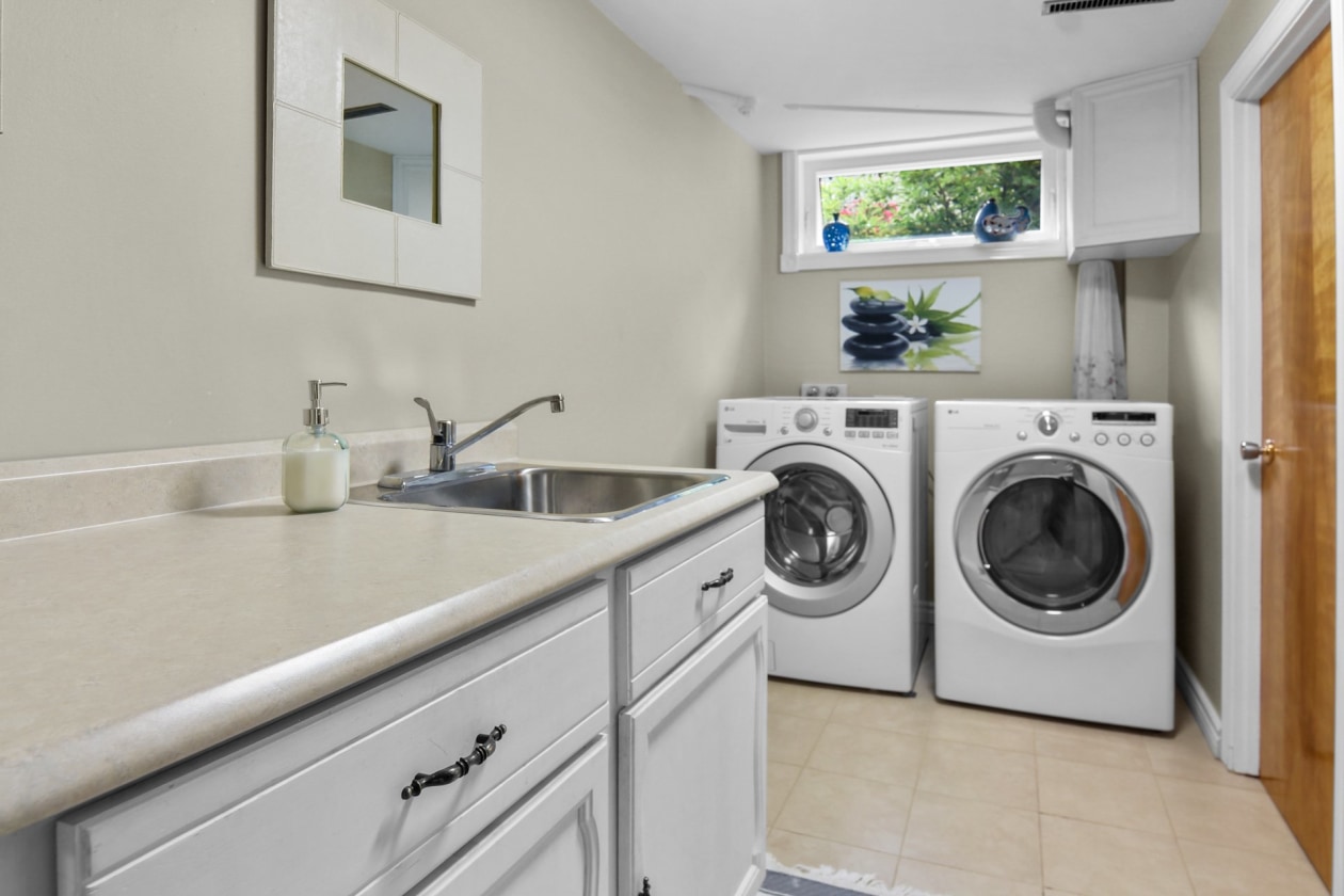 Salle de lavage — 875, Rue Murdock, Saguenay (Chicoutimi), G7H3Z8, Saguenay (Chicoutimi)