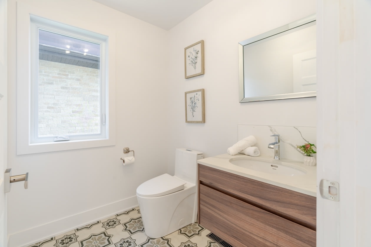 Salle d'eau — 6780 Rue Baillargeon, Brossard