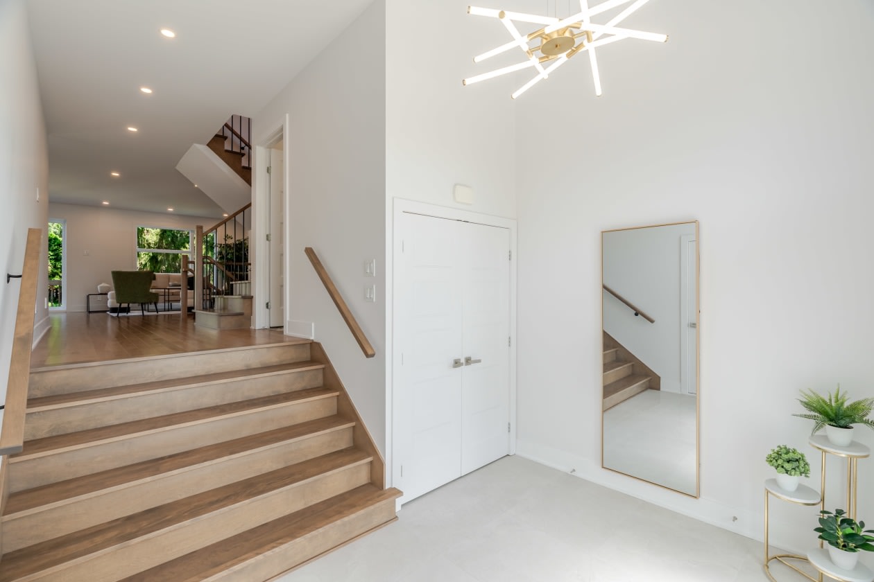Hall d'entrée — 6780 Rue Baillargeon, Brossard