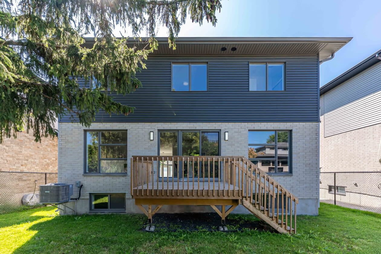 Face arrière — 6780 Rue Baillargeon, Brossard