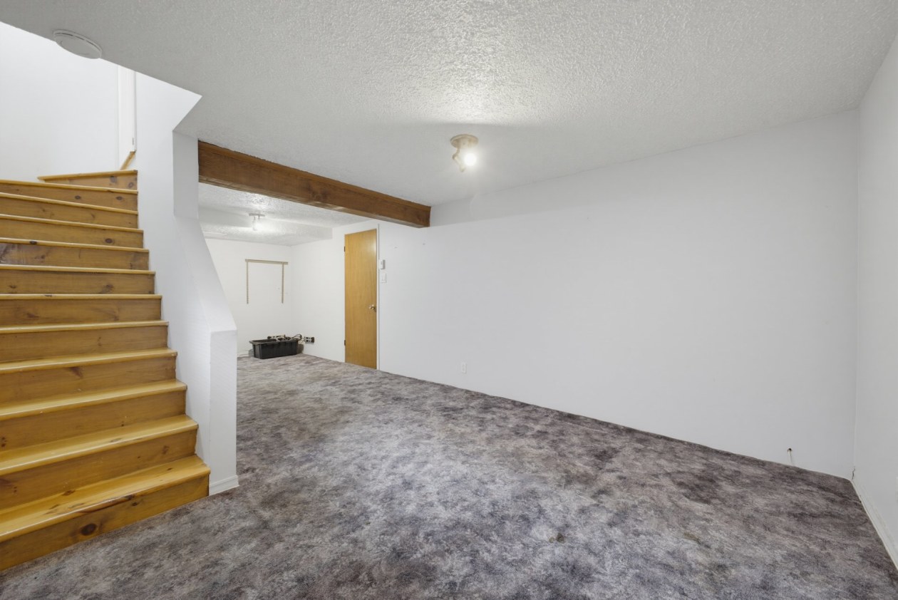 Sous-sol — 7367, Av. Guy, Montréal (Anjou), H1K2V2, Montréal (Anjou)