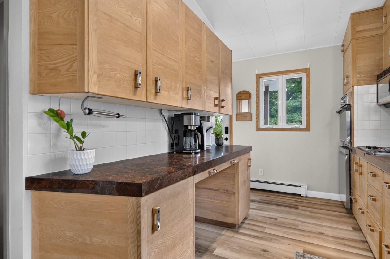 Photo 11 — 694 Rue Principale O., Saint-Anaclet-de-Lessard