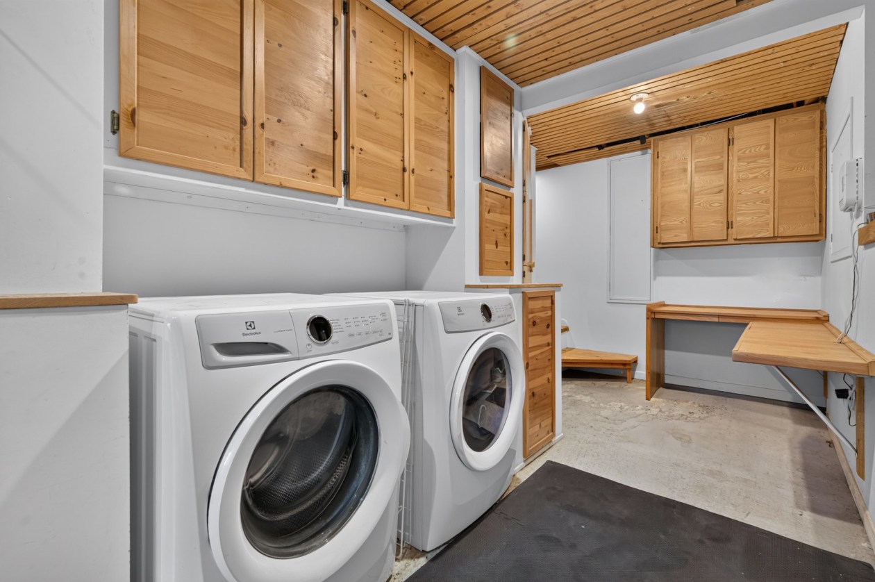 Salle de lavage — 694 Rue Principale O., Saint-Anaclet-de-Lessard