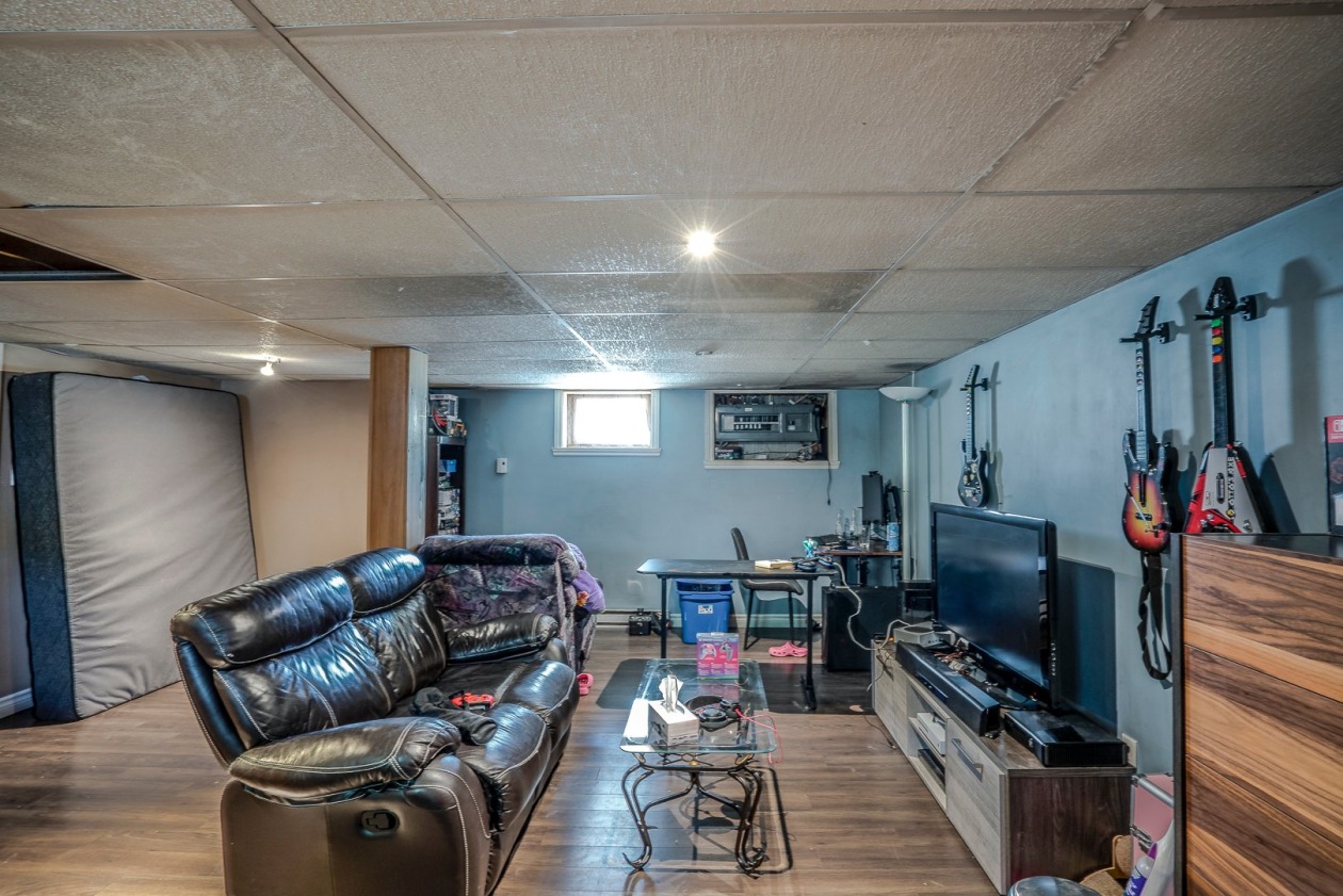 Salle familiale — 1355 Route Ste-Thérèse, Sainte-Hénédine
