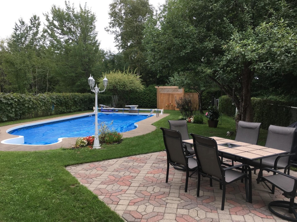 Cour — 621, Boul. Robitaille, Notre-Dame-du-Mont-Carmel, G0X3J0, Notre-Dame-du-Mont-Carmel