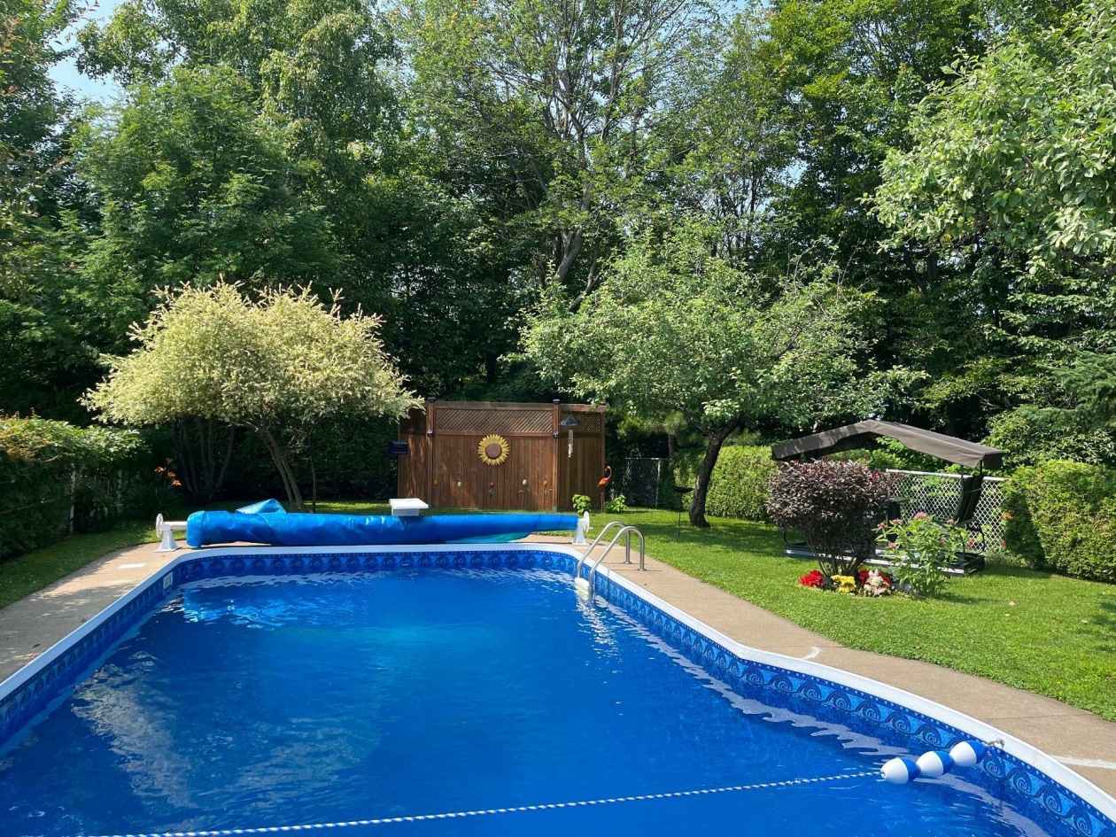 Piscine — 621, Boul. Robitaille, Notre-Dame-du-Mont-Carmel, G0X3J0, Notre-Dame-du-Mont-Carmel