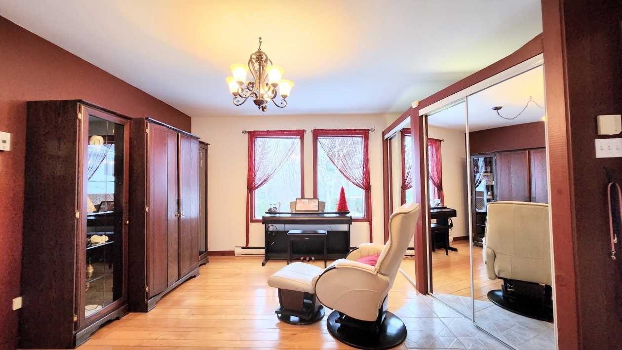 Boudoir — 621, Boul. Robitaille, Notre-Dame-du-Mont-Carmel, G0X3J0, Notre-Dame-du-Mont-Carmel