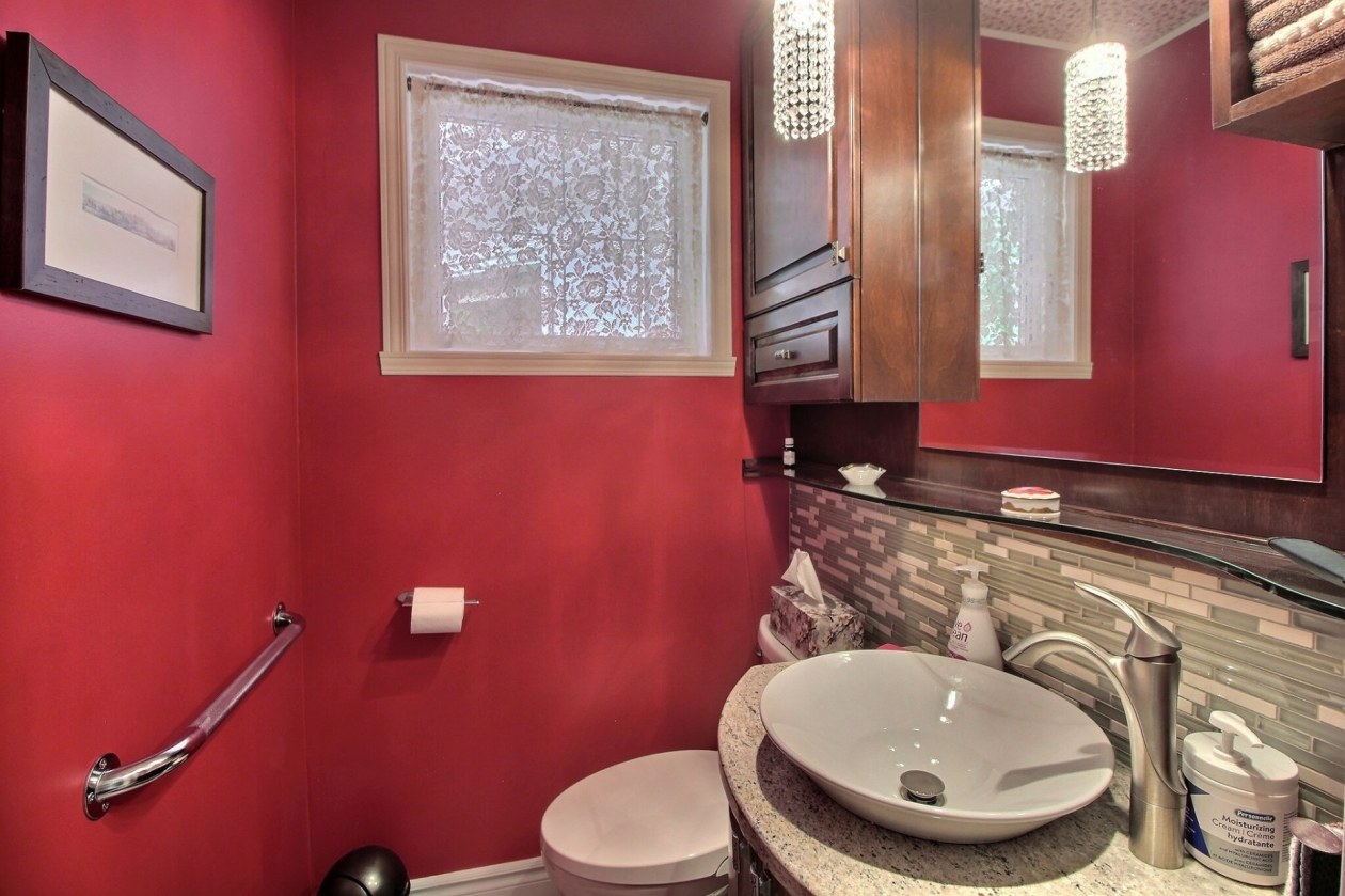 Salle d'eau — 395, Rue du Site-Perreault, Shawinigan, G9P2G3, Shawinigan