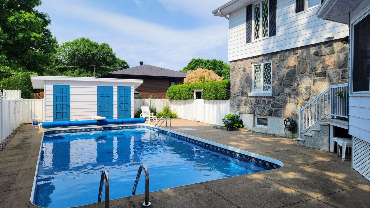 Piscine — 395, Rue du Site-Perreault, Shawinigan, G9P2G3, Shawinigan