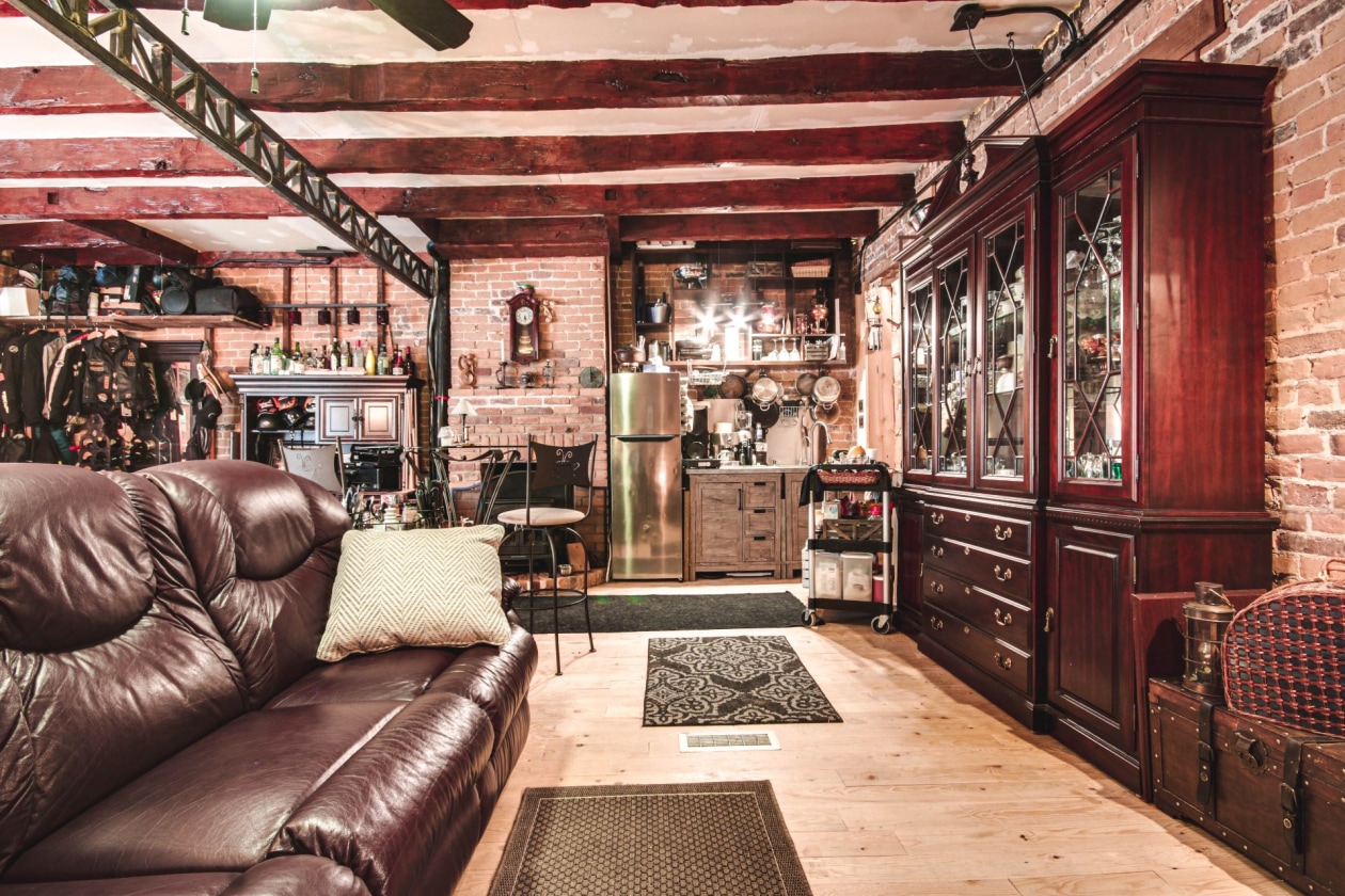 Salon — 864 - 870, Rue du Haut-Boc, Trois-Rivières, G9A4W6, Trois-Rivières