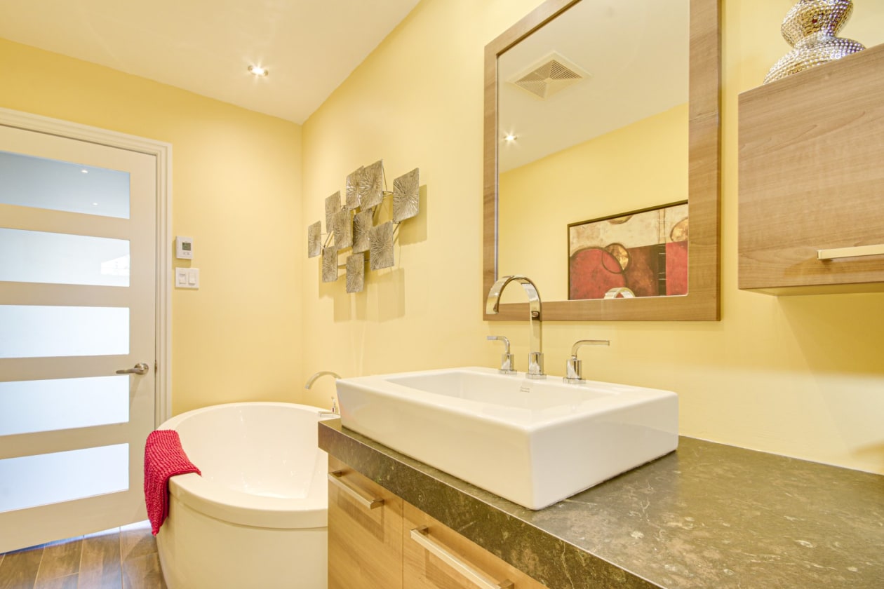 Salle de bains — 465 Rue Leclerc, Trois-Rivières