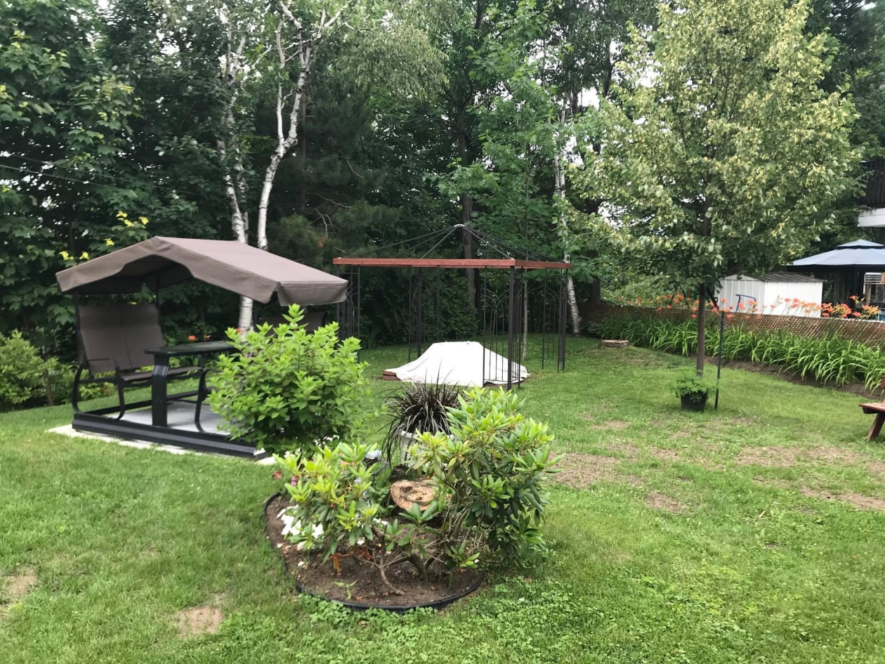 Cour — 621, Boul. Robitaille, Notre-Dame-du-Mont-Carmel, G0X3J0, Notre-Dame-du-Mont-Carmel
