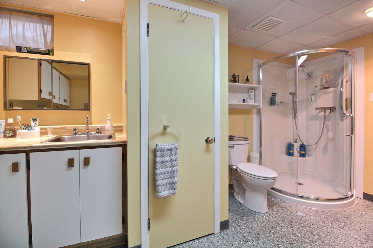 Salle de bains — 395, Rue du Site-Perreault, Shawinigan, G9P2G3, Shawinigan