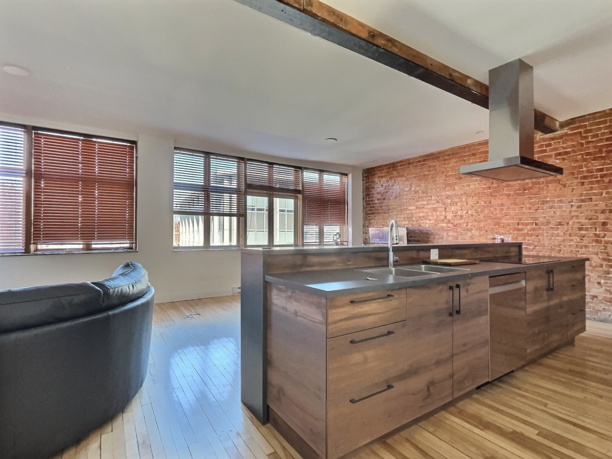 Logement — 321 - 327 Rue des Forges, Trois-Rivières