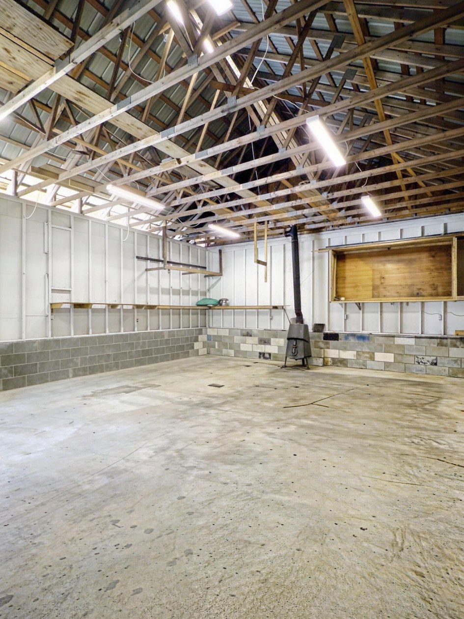 Garage — 391 Rue des Aviateurs, Shawinigan
