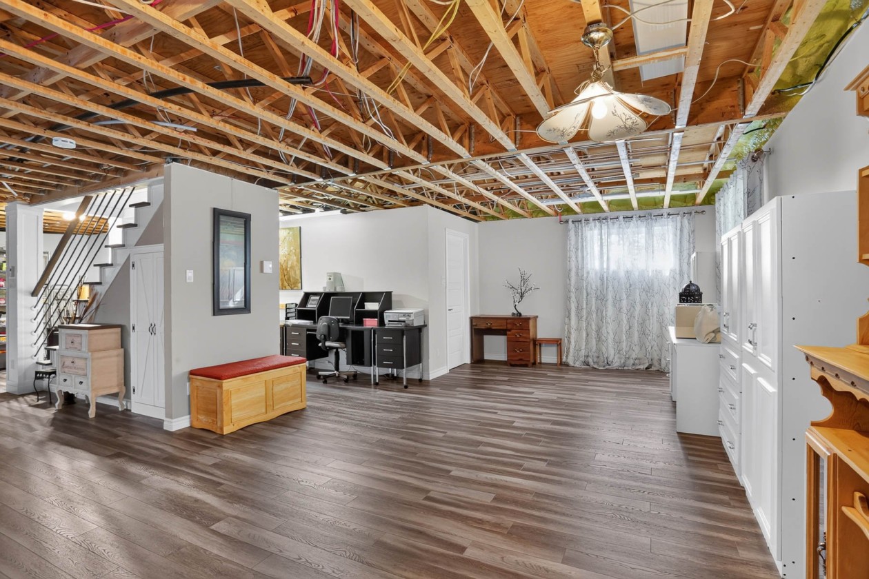 Salle familiale — 470, 11e Avenue, Saint-Tite, G0X3H0, Saint-Tite