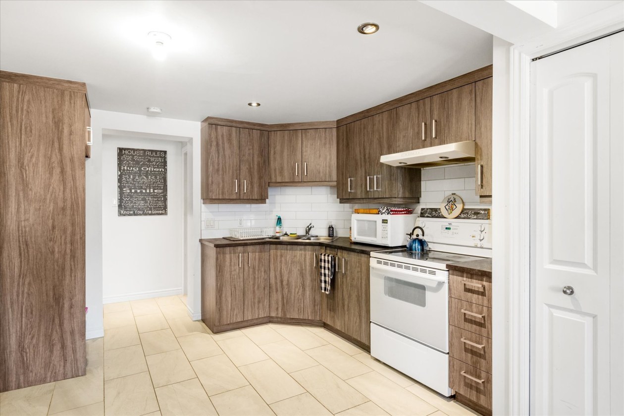 Photo 15 — 625 - 631 Av. de Grand-Mère, Shawinigan