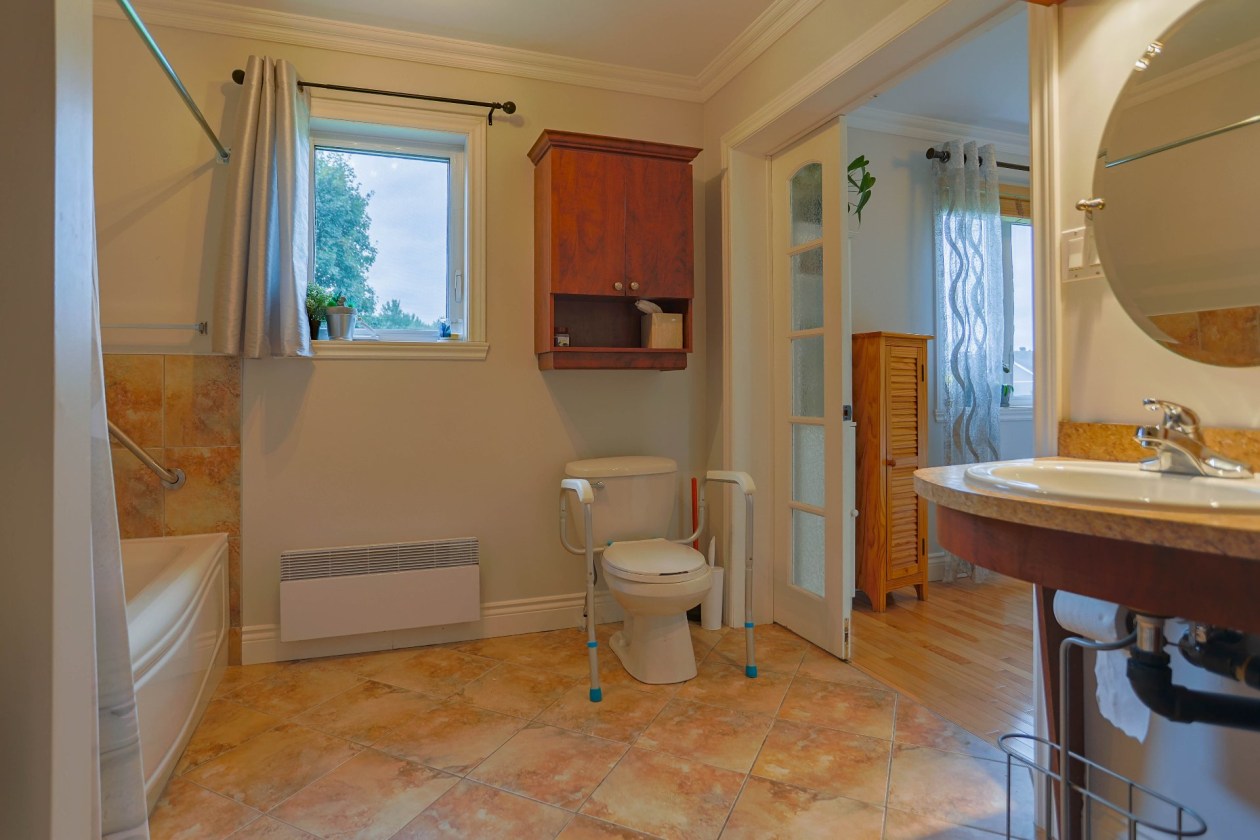 Salle de bains — 971 Route de Red Mill S., Trois-Rivières