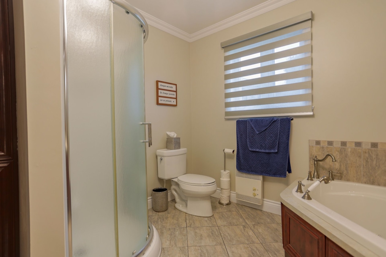Salle de bains — 971 Route de Red Mill S., Trois-Rivières
