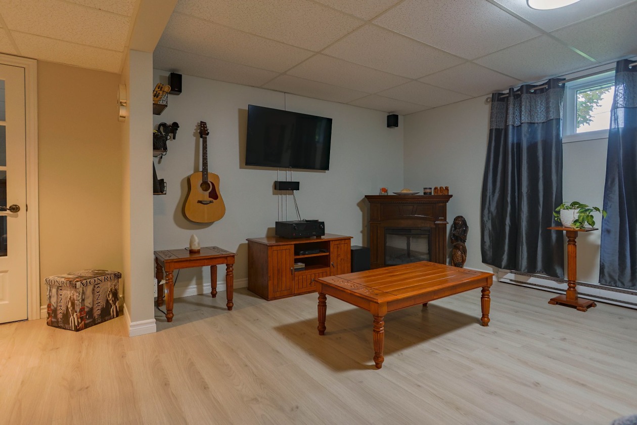 Salle familiale — 971 Route de Red Mill S., Trois-Rivières