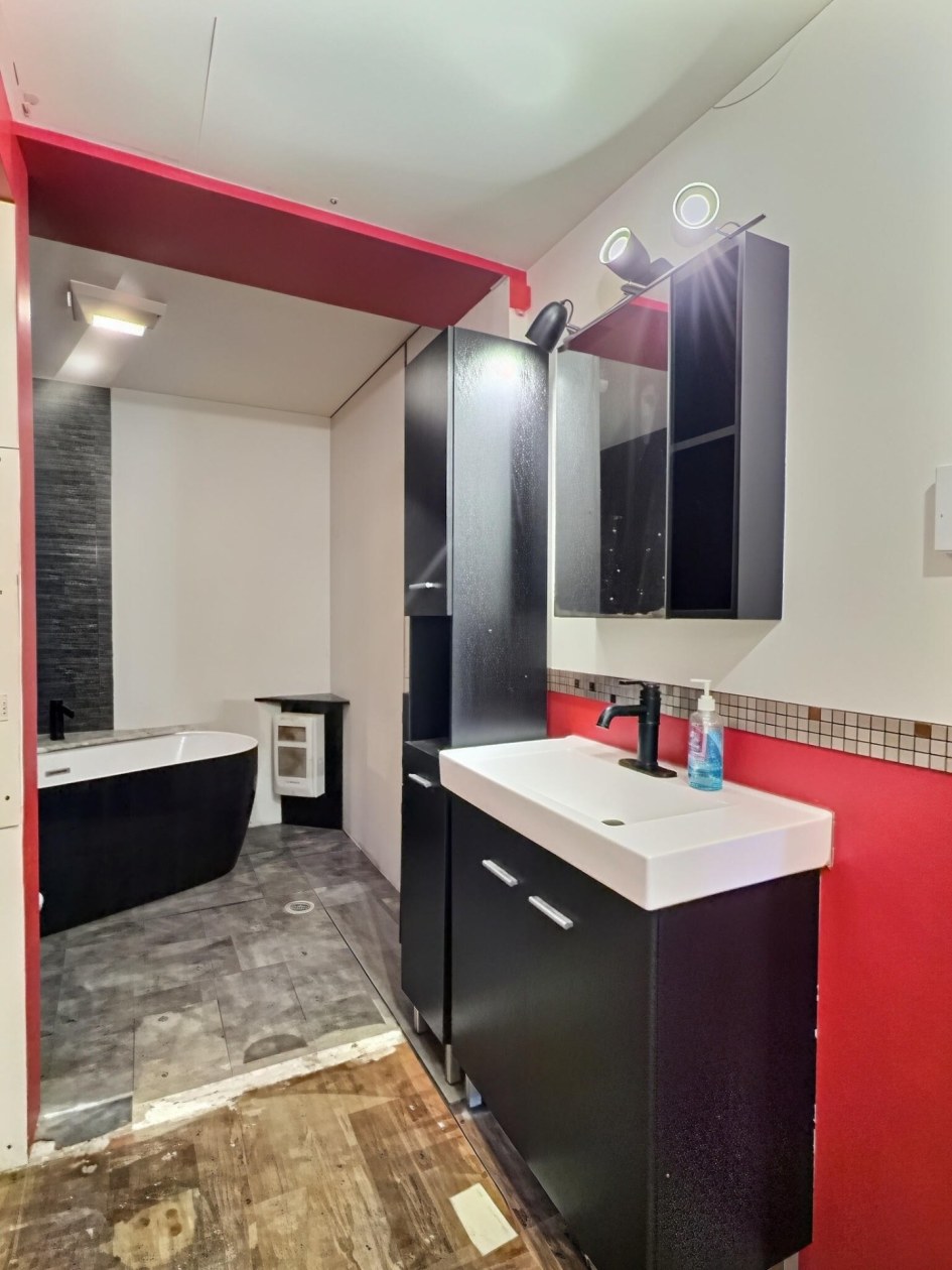 Salle de bains — 391 Rue des Aviateurs, Shawinigan