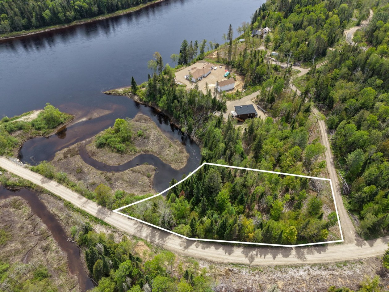 Terrain — 394 Ch. des Bêtes-Puantes, Lac-Normand