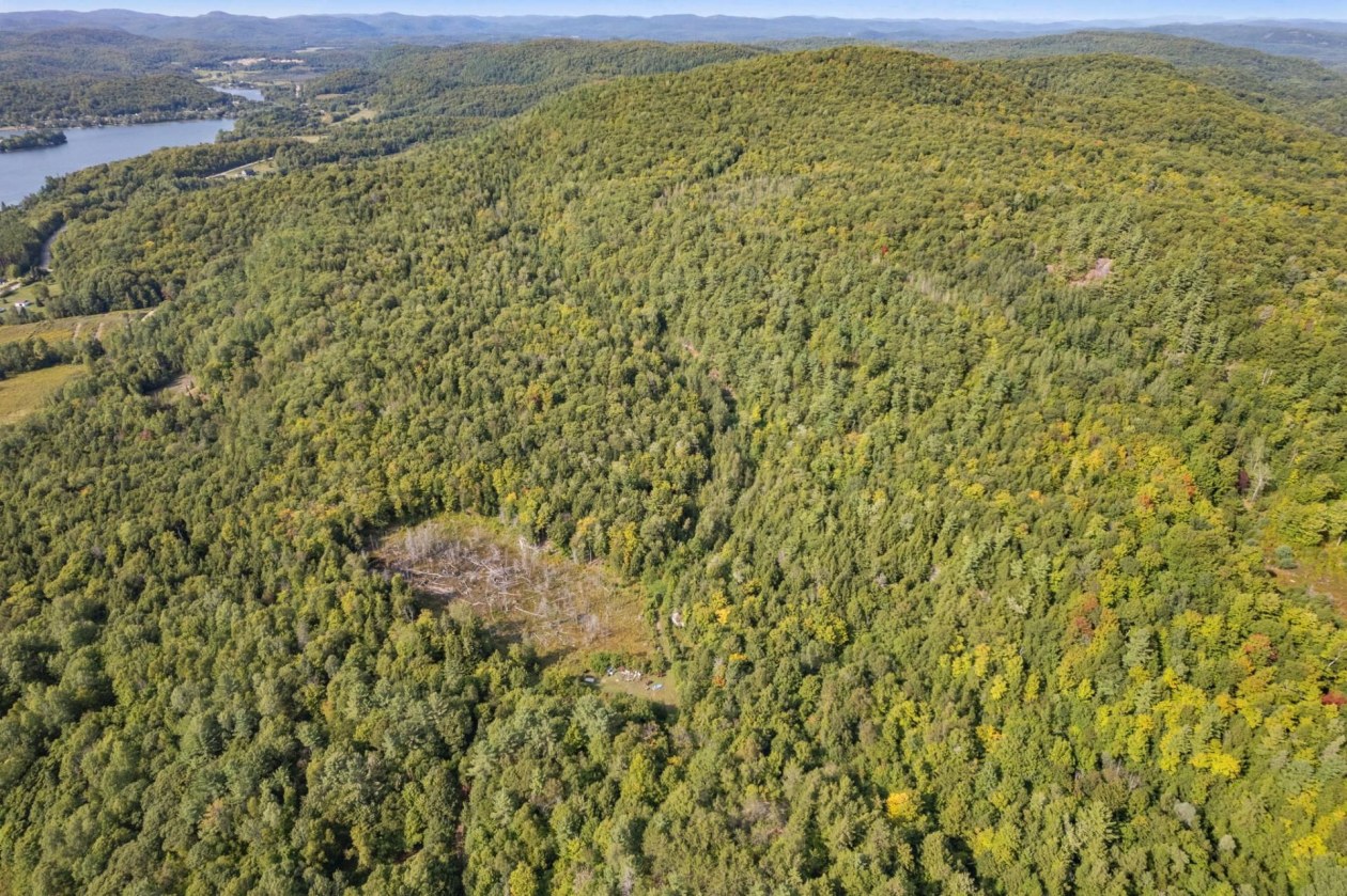 389, Ch. de Val-du-Lac