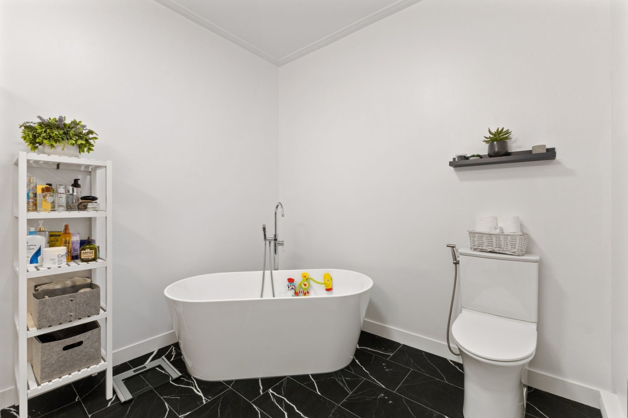 Salle de bains — 629 Boul. des Grives, Gatineau
