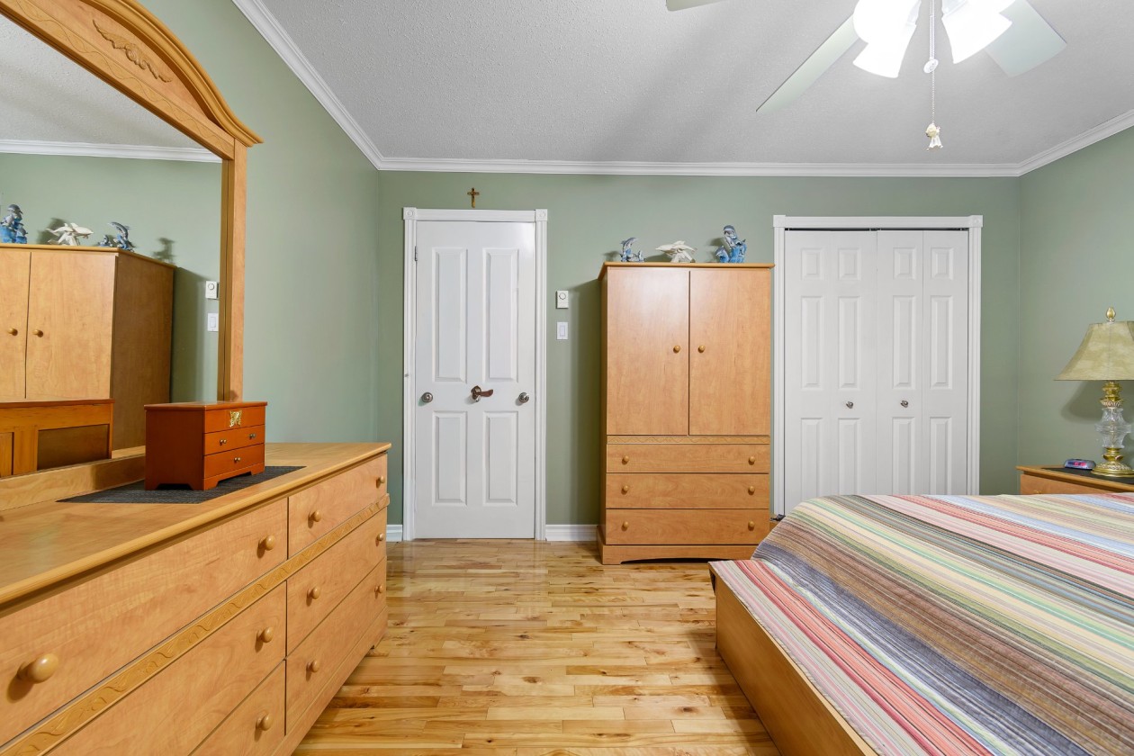 Chambre à coucher principale — 339 Ch. des Hautes-Chutes, Val-des-Bois