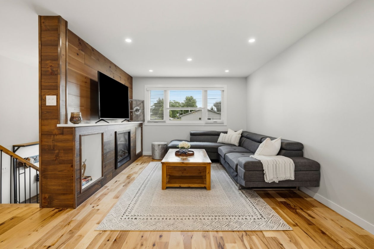 Salon — 6, Rue de Troyes, Gatineau (Gatineau), J8T5R7, Gatineau (Gatineau)
