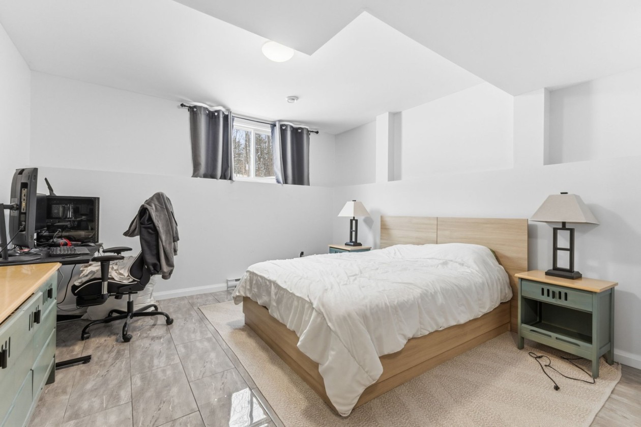 Chambre à coucher — 223, Ch. Sauvé, Val-des-Monts, J8N5A6, Val-des-Monts