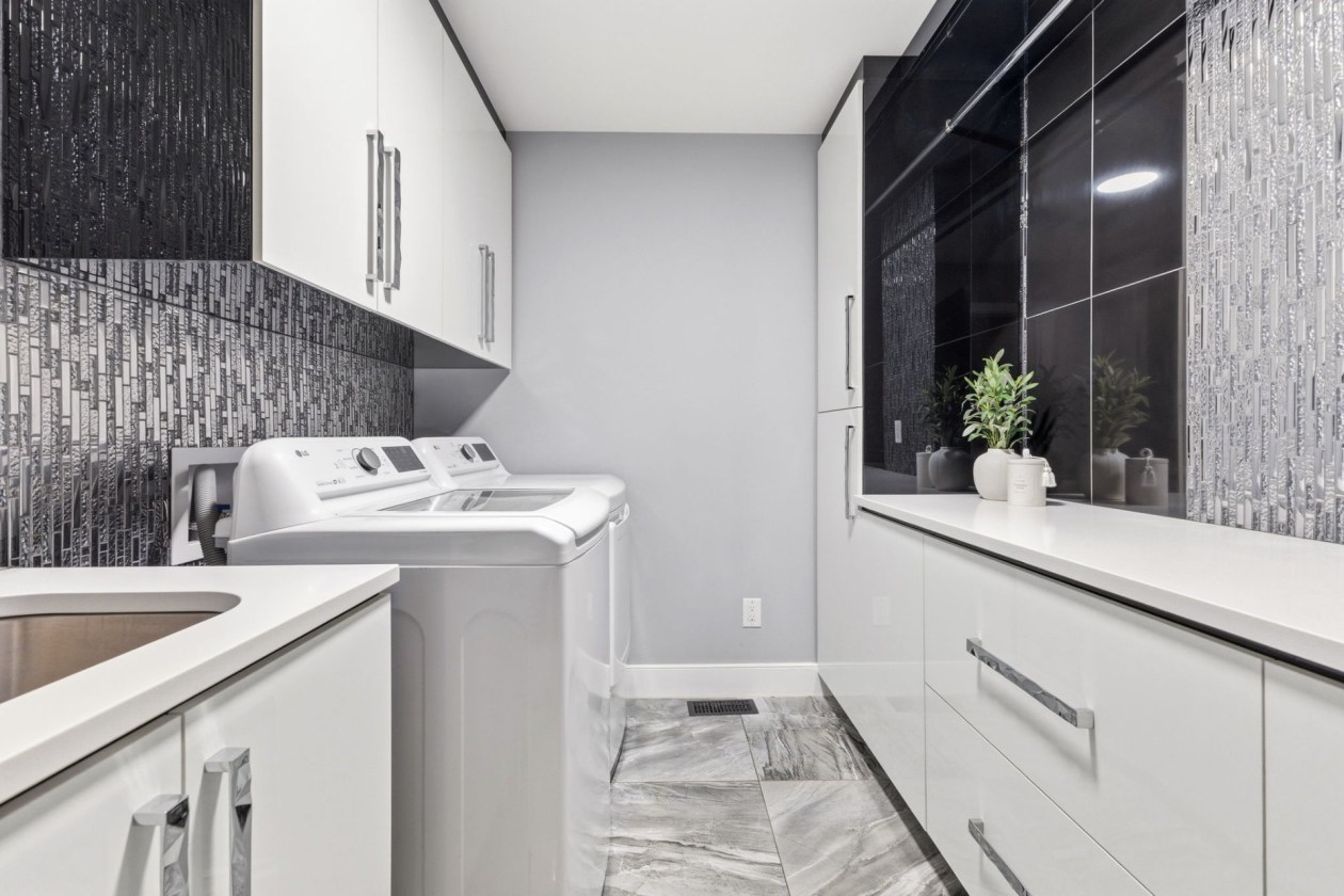 Salle de lavage — 223, Ch. Sauvé, Val-des-Monts, J8N5A6, Val-des-Monts