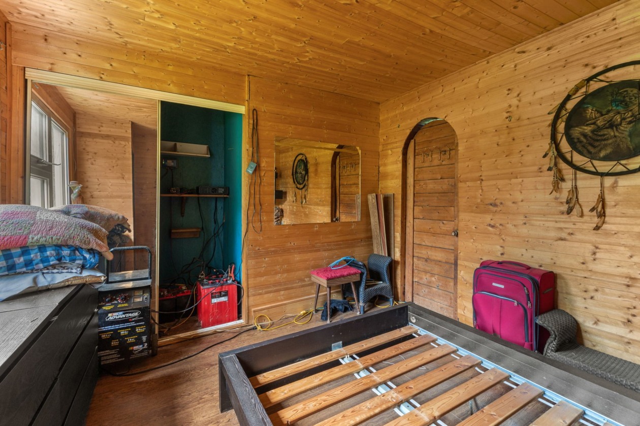 Chambre à coucher — 1215 Ch. de la Rivière-Rouge, Grenville-sur-la-Rouge