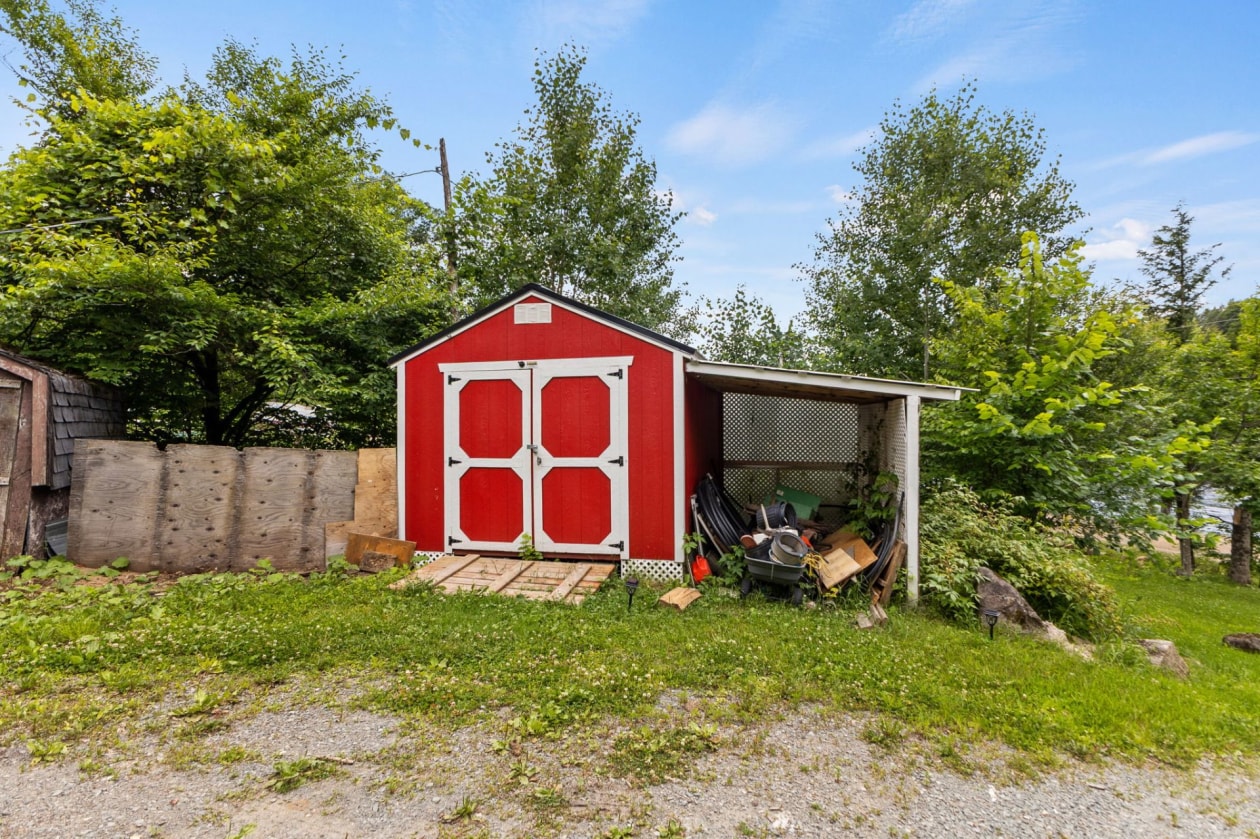 Remise — 1215 Ch. de la Rivière-Rouge, Grenville-sur-la-Rouge