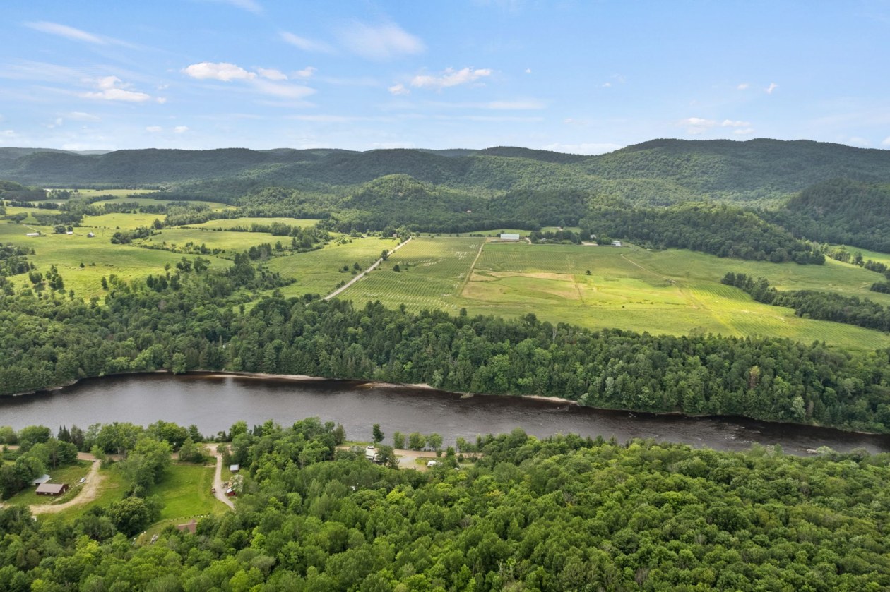 Vue d'ensemble — 1215 Ch. de la Rivière-Rouge, Grenville-sur-la-Rouge