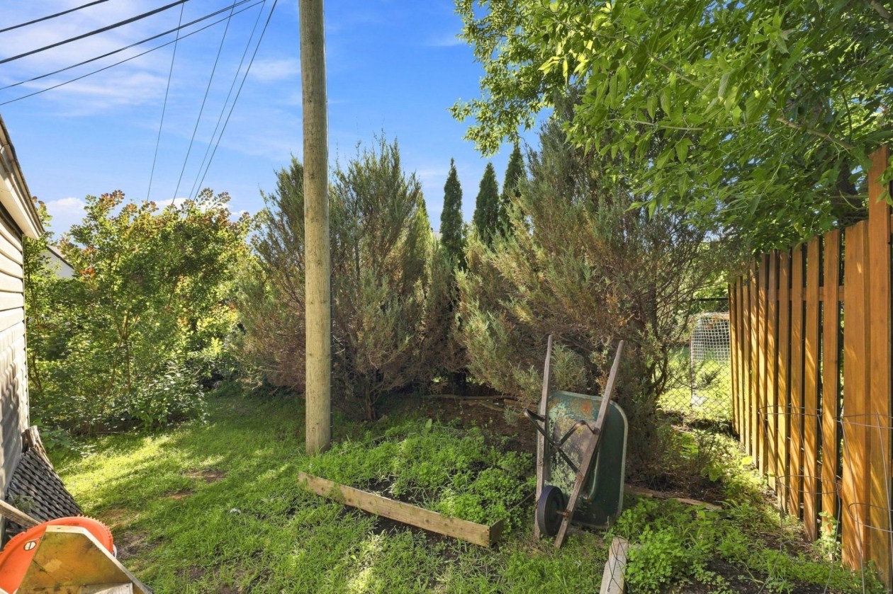 Cour — 15, Rue Edward-Langton-Quirk, Gatineau (Aylmer), J9H0C3, Gatineau (Aylmer)