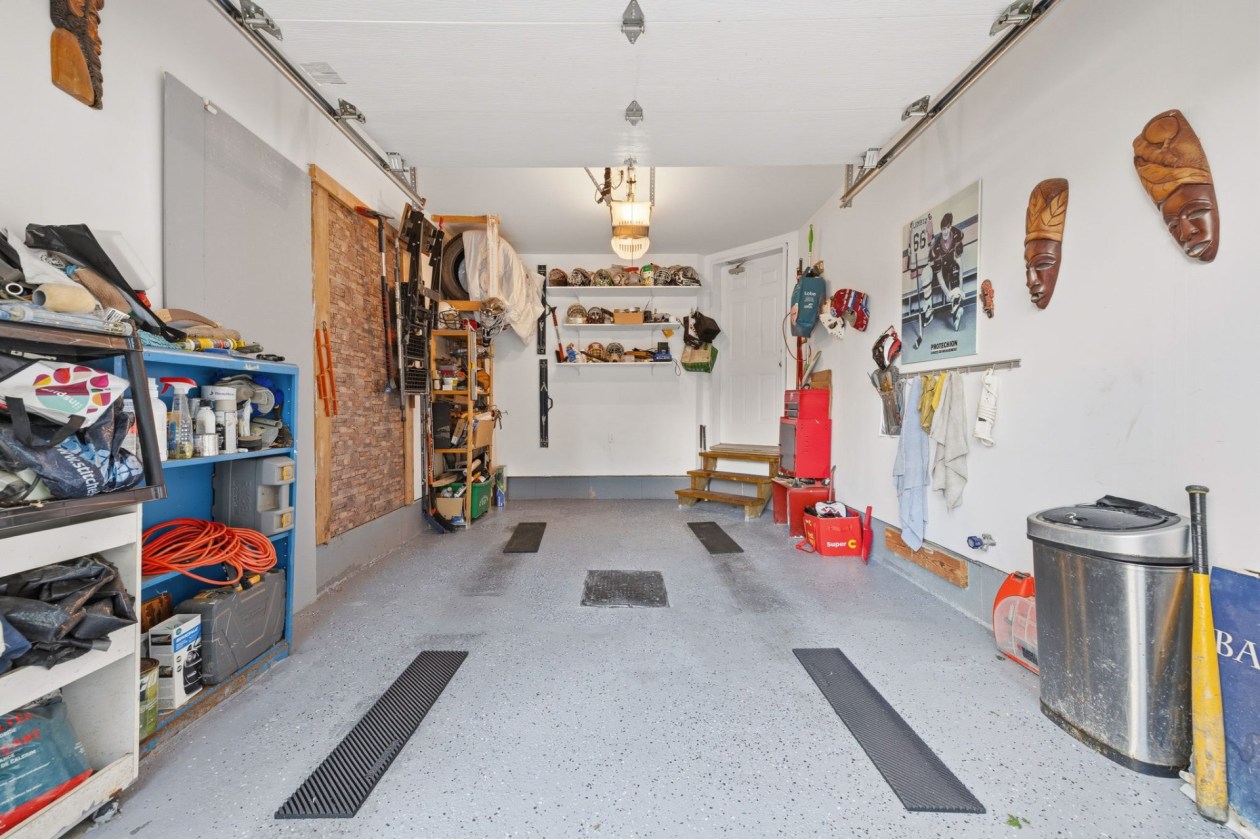 Garage — 15, Rue Edward-Langton-Quirk, Gatineau (Aylmer), J9H0C3, Gatineau (Aylmer)