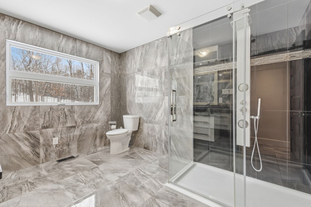 Salle de bains — 223, Ch. Sauvé, Val-des-Monts, J8N5A6, Val-des-Monts