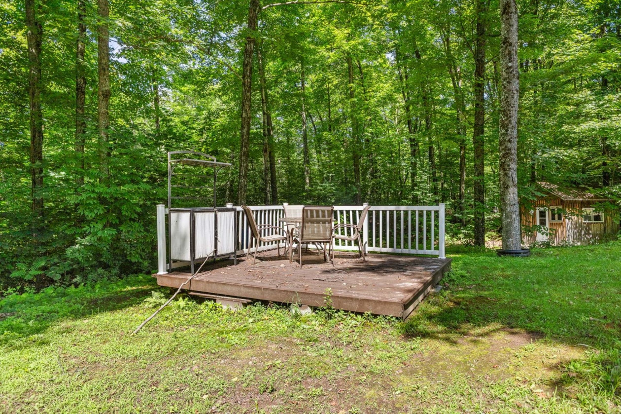 Terrasse — 29, Ch. Lavell, Mayo, J8L0A6, Mayo