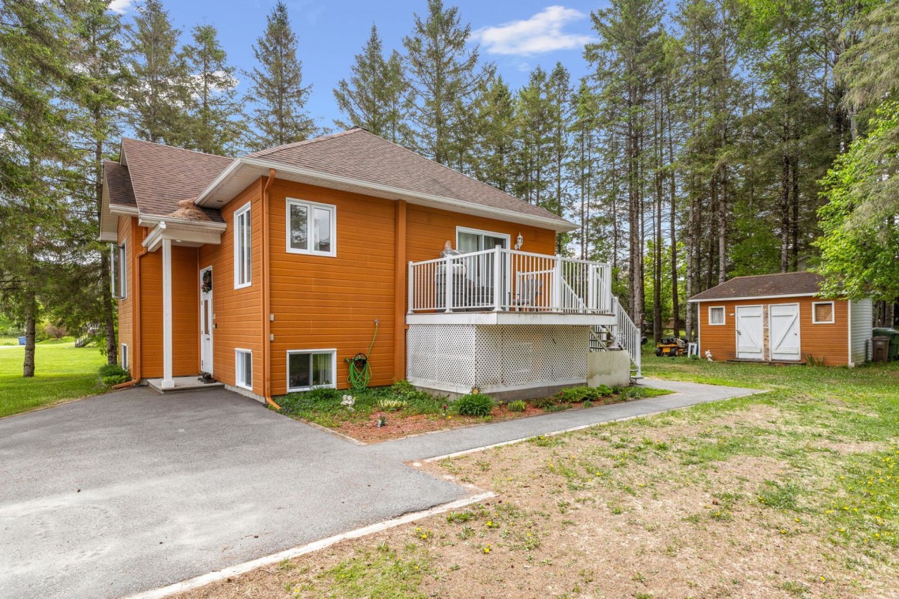 Face arrière — 51 Rue René-Boyer, Saint-André-Avellin