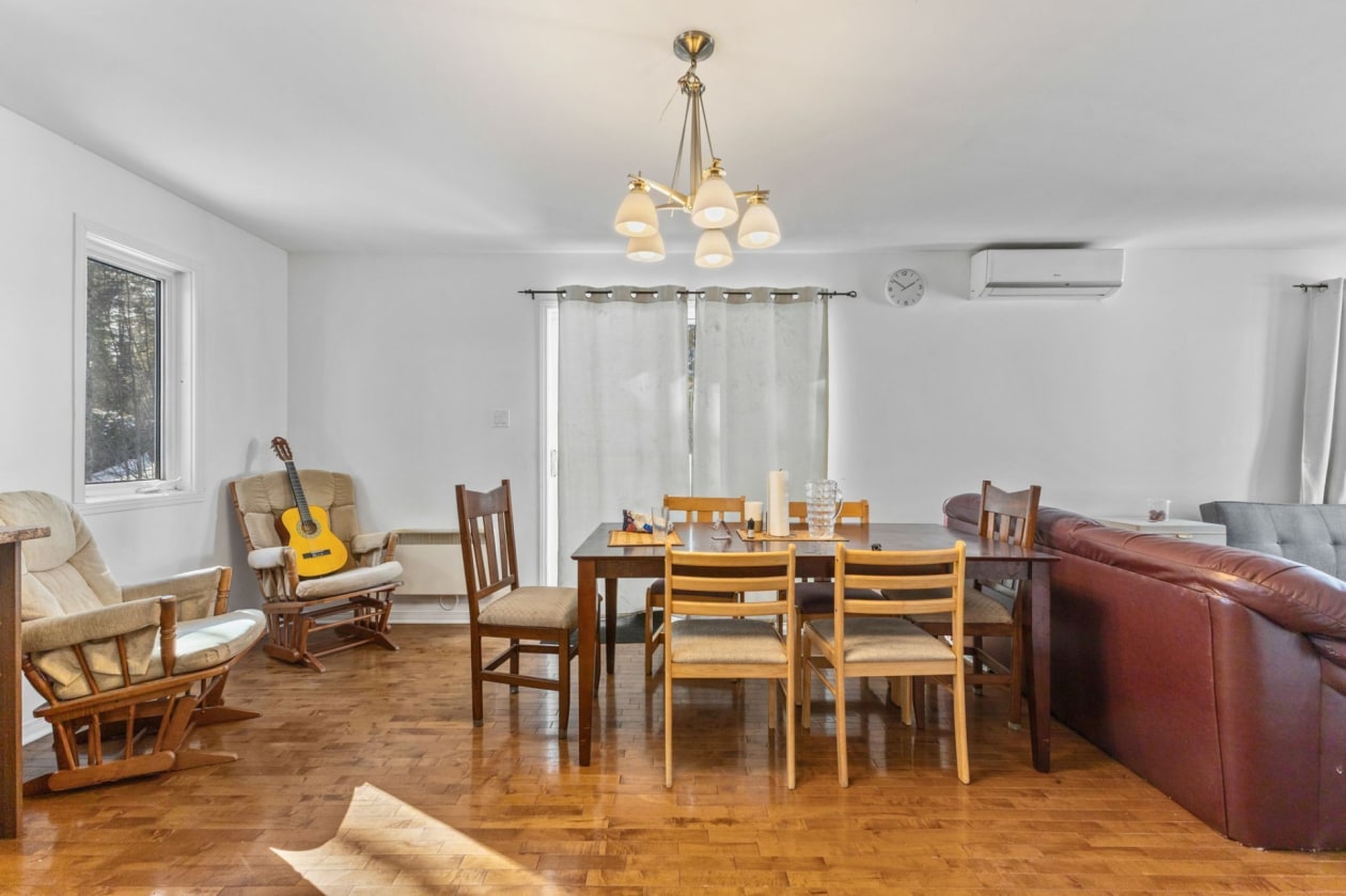Salle à manger — 51 Rue René-Boyer, Saint-André-Avellin