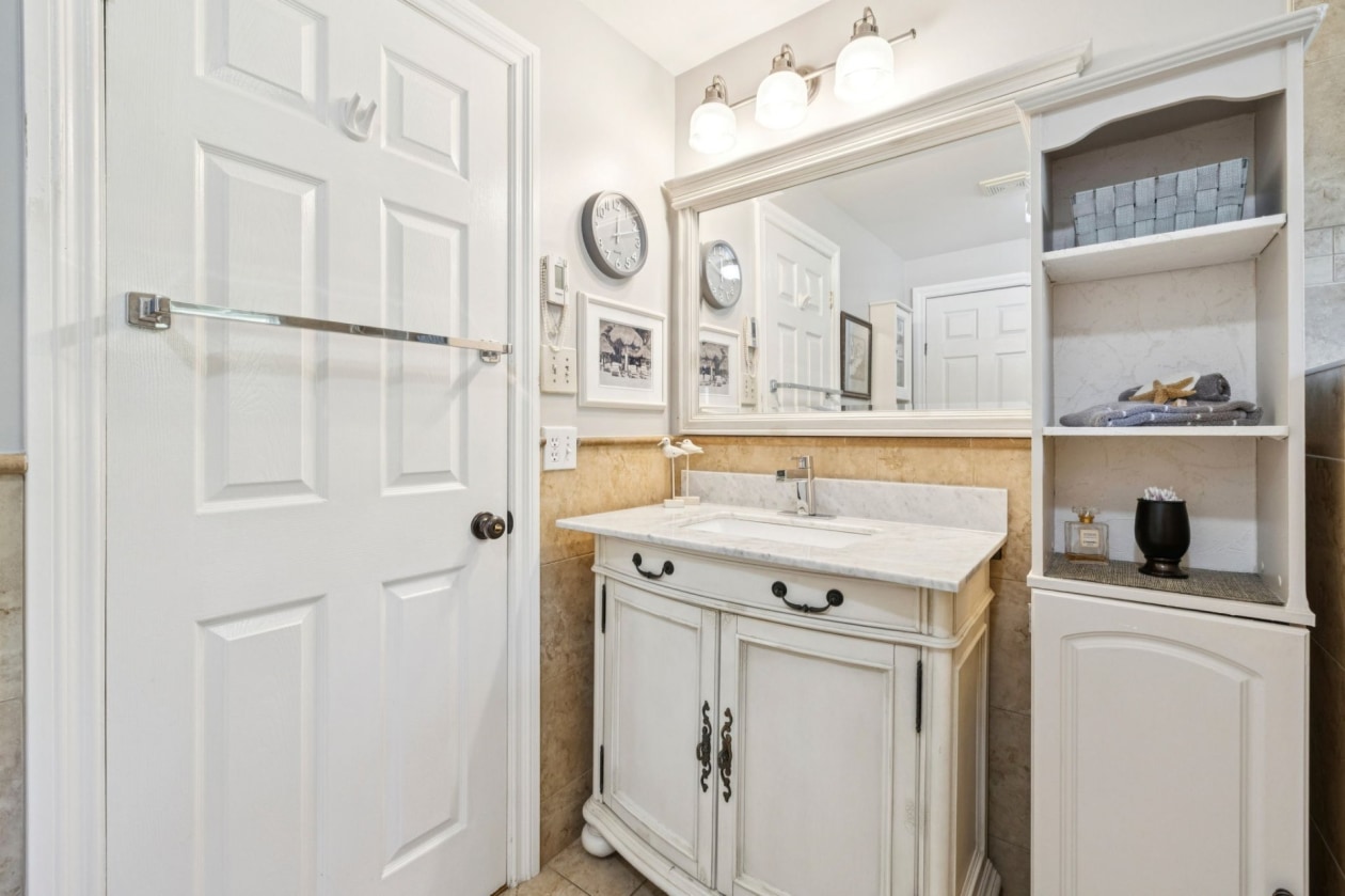 Salle de bains — 48, Ch. George, L'Isle-aux-Allumettes, J0X1M0, L'Isle-aux-Allumettes