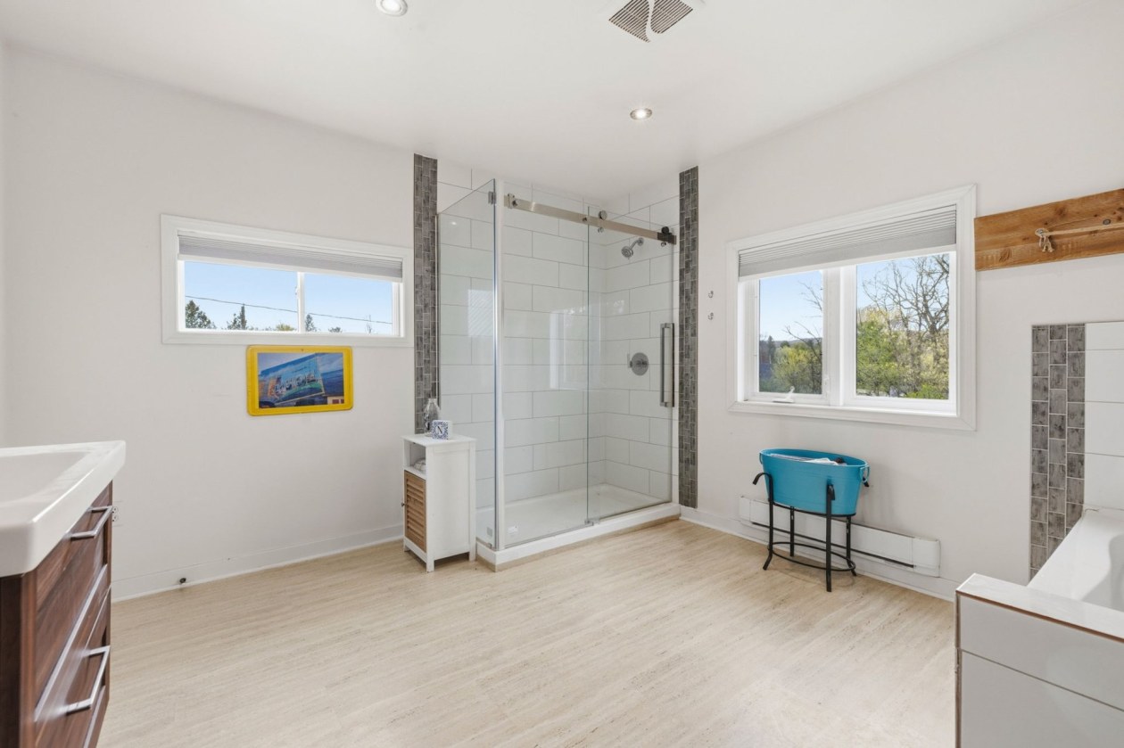 Salle de bains — 19 Ch. St-Clément, Chelsea