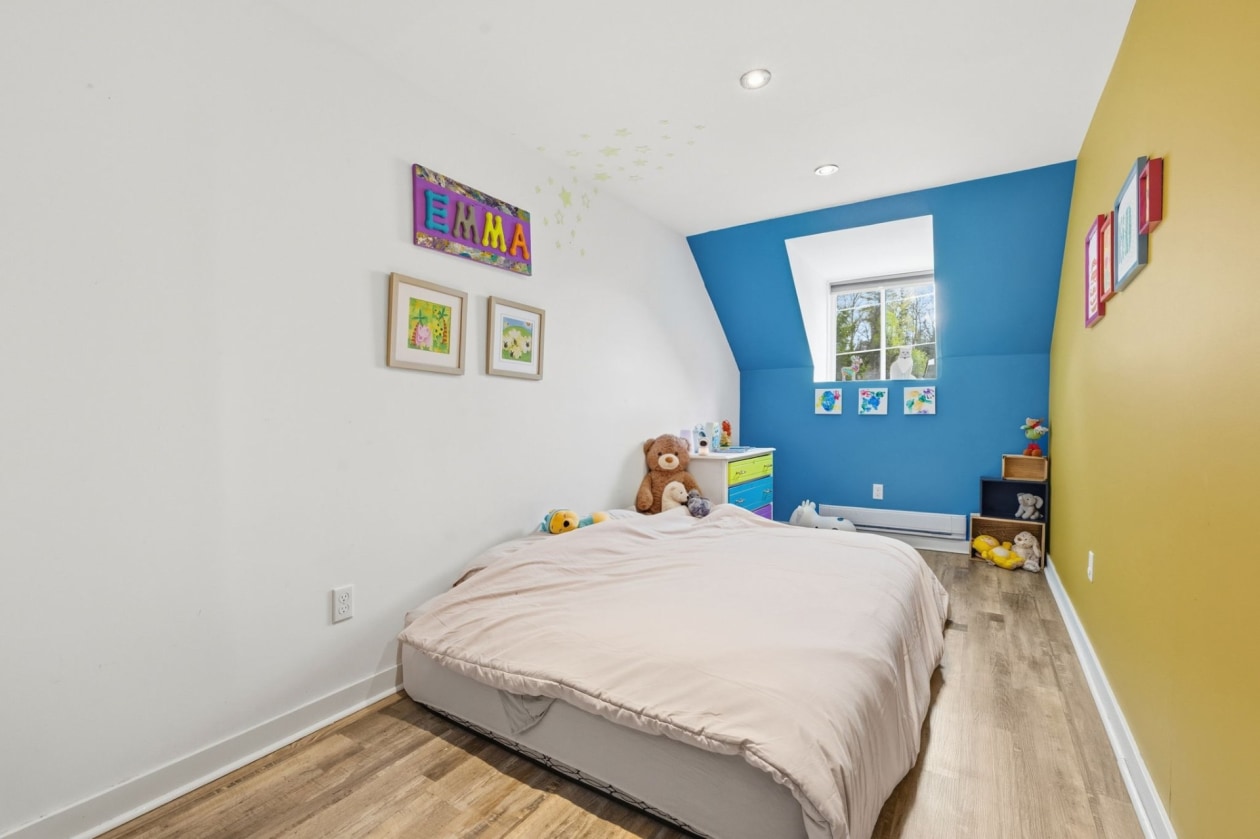 Chambre à coucher — 19 Ch. St-Clément, Chelsea