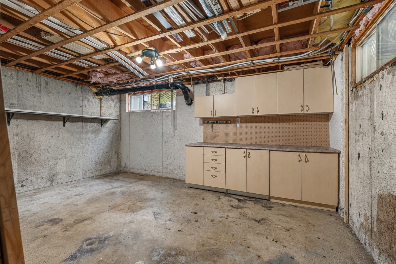 Atelier — 59 Rue Descôteaux, Cantley